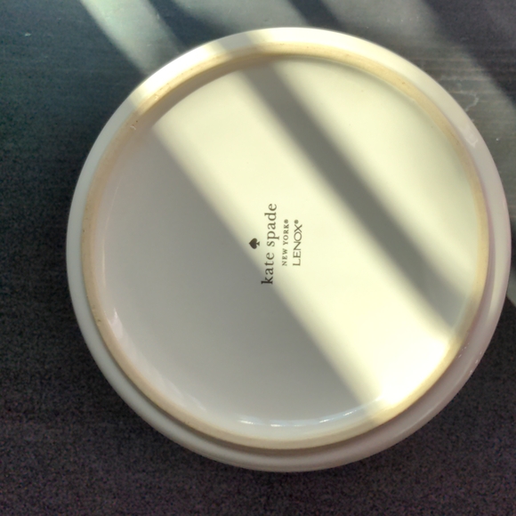 Kate Spade Lenox Utensil Crock - Picture 4 of 4